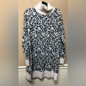 Loft Animal Print Sweater Dress Soft Comfy Size L NWT